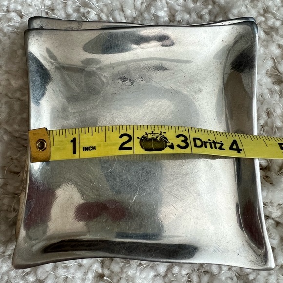 Pottery Barn Silver metal candle coaster set. - Picture 6 of 9